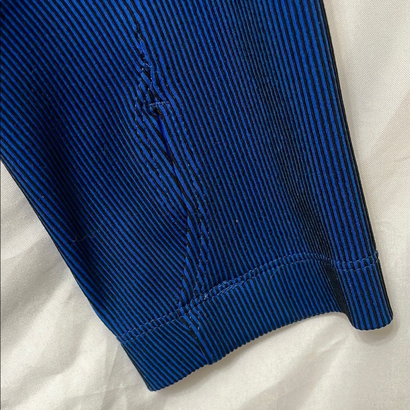 Nike Blue Performance Jacket - Picture 8 of 16